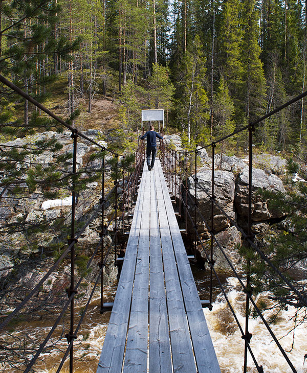 Hängbro Trångforsen